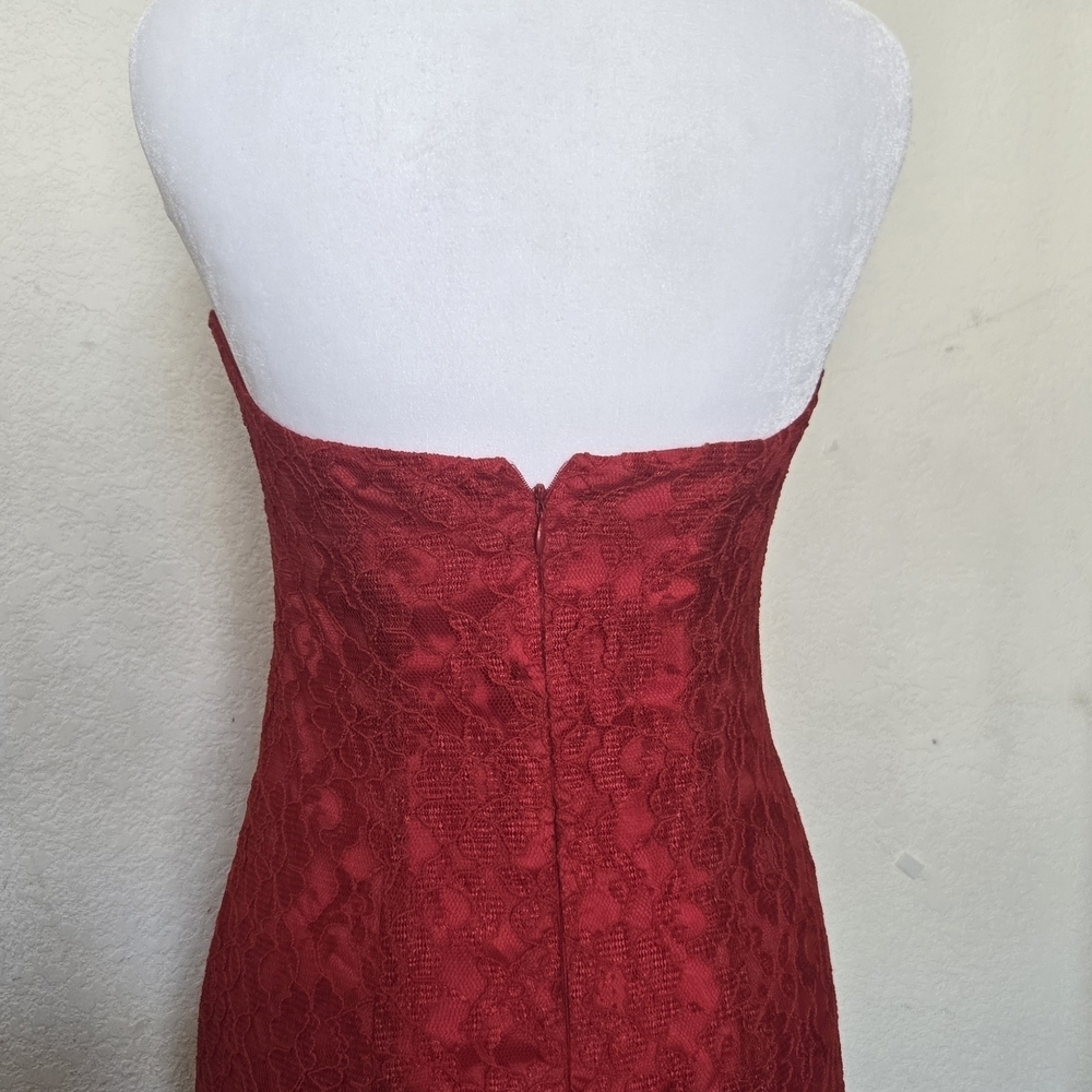 ZUM ZUM, NWT,Elegant Maxi Dress Red Lace Halter Dress. Size 4 - Picture 4 of 11